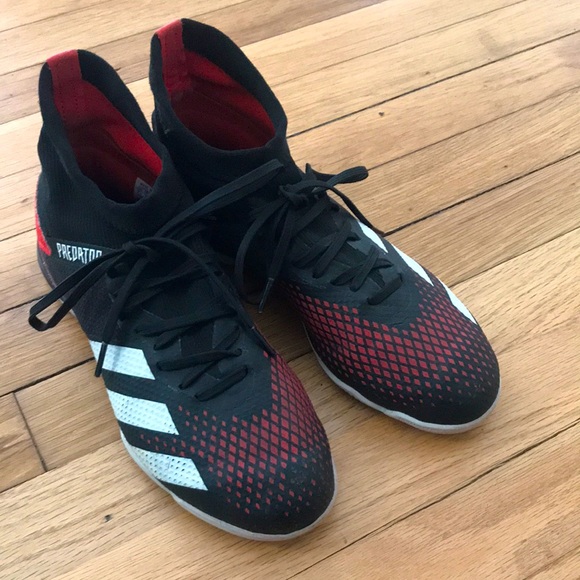 predator indoor cleats